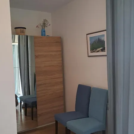 Donna Apartment *