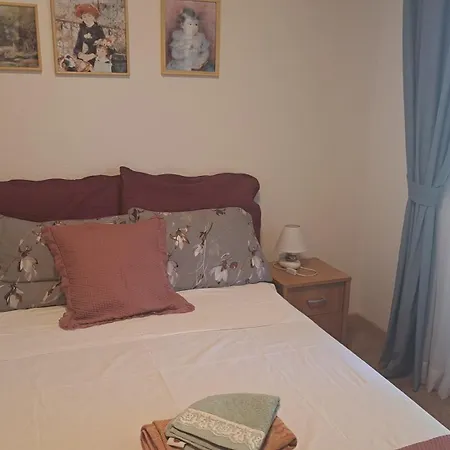 Donna Apartment *