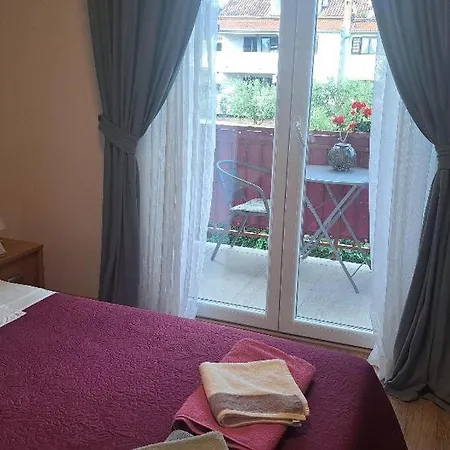 Donna Apartman