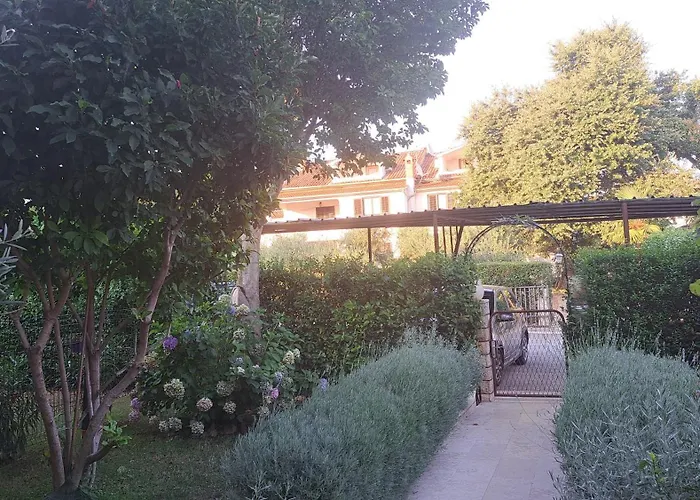 Donna Appartamento *